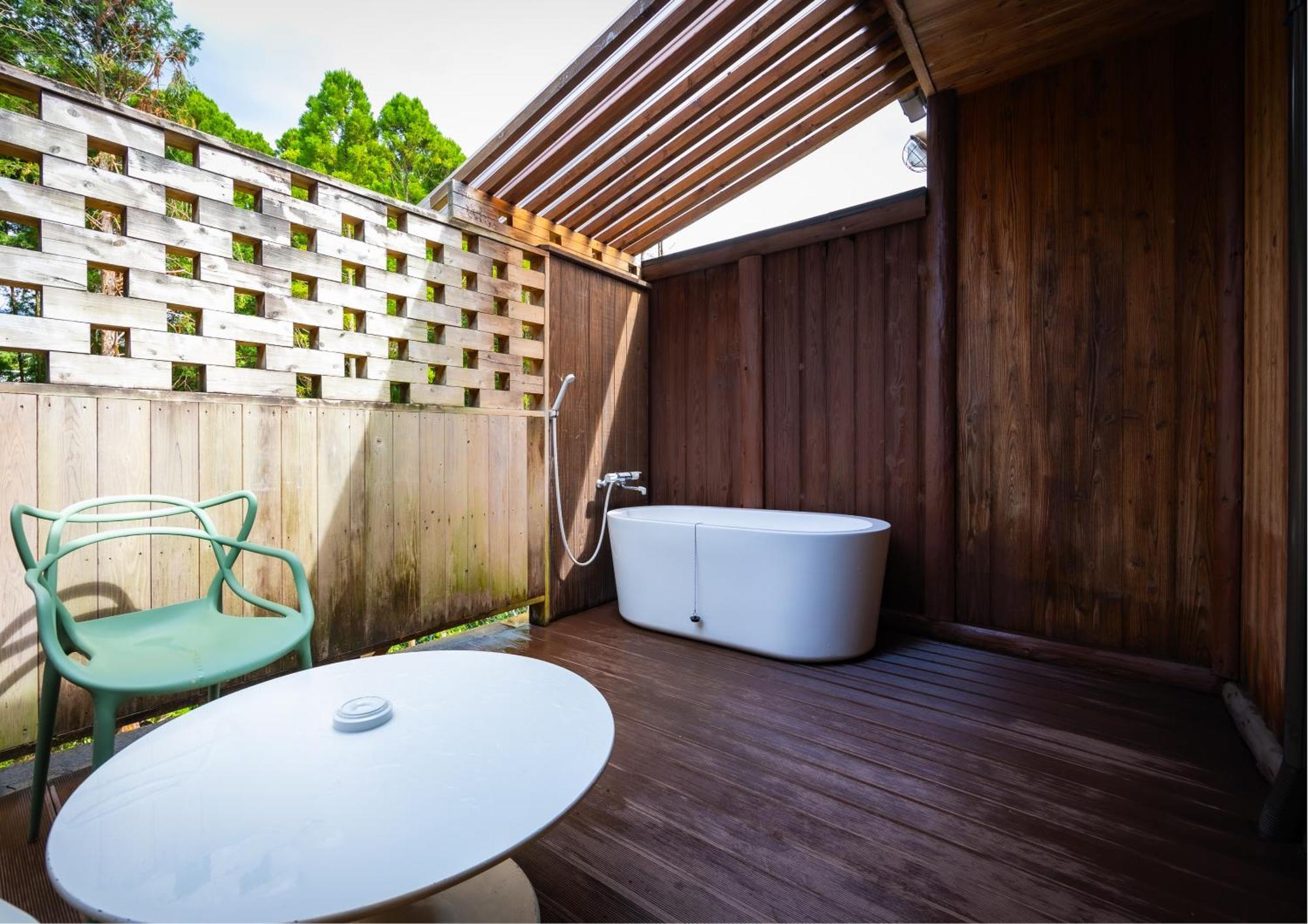 Higashi Kumamoto Business Center Hotel Ozu  Bagian luar foto